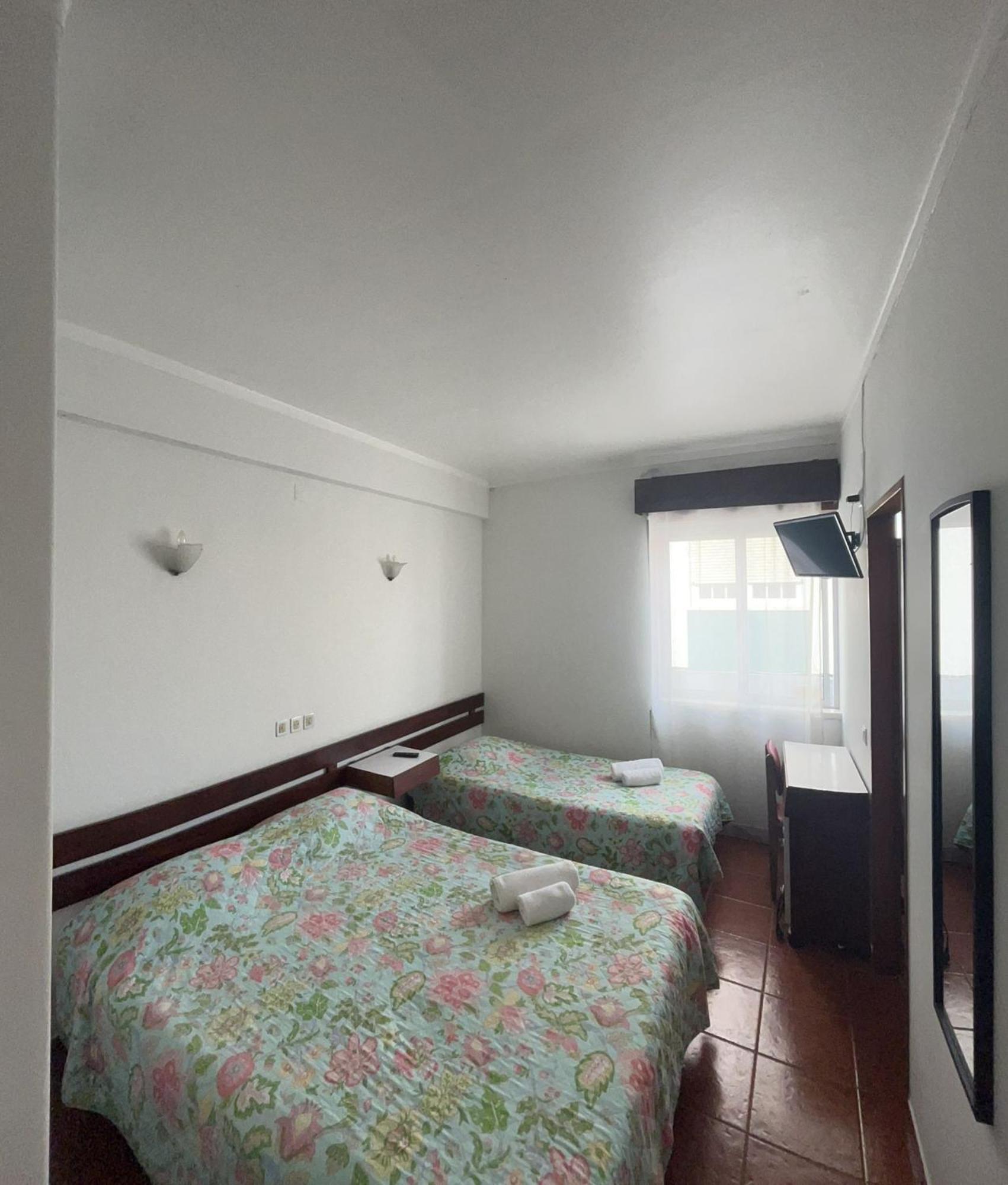 Residencia Aviz Hotell Peniche Rom bilde